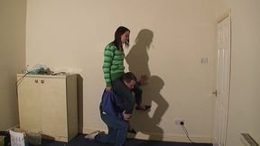 Hannah's Shoulder Ride 3