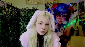 Bunny Dance and Blowjob