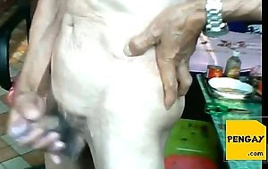 OLD CHINESE (WEBCAM)