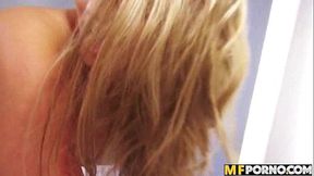 Gorgeous amateru blonde teen Melissa May 1 5