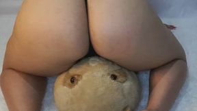 BBW girl facesitting her favorite teddy bear!