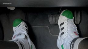 SMALL FEET PEDAL PUMPING IN TIGHT NEW SUPERSTAR SNEAKERS - MP4 HD
