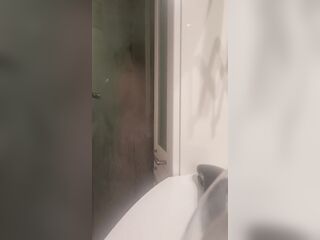antes do banho eu fico safadinha