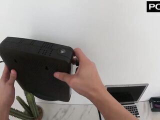Handyman Drains Knob Inside Livecam Slut