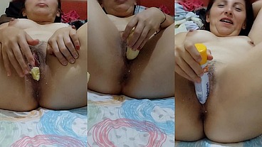 Hermosa estudiante se abre mas la vagina con un desodorante platano y dedos tan arrecha nada la complace