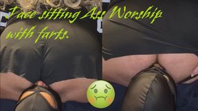 Face sitting ass worship with farts.