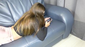 Hot brunette fucks her husband&#039;s stepbrother while he is at work, 4K full version!