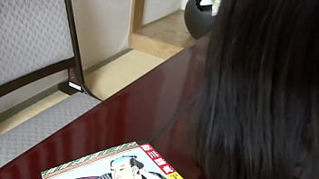 My girlfriend a horny woman loves to take it in the ass