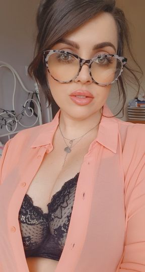 Custom - best friend's mom