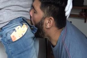 Tatted Brazilian receives supplementary specie To Rail Stranger's boner