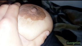 I fuck my girlfriend&#039;s friend from the side and very rich through her pussy