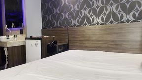 gosto assim de ser fodida por macho comedor que sabe me comer com vontade