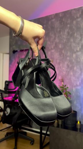 I'm posting the wildest stuff on my page, OnlyFans in bio!