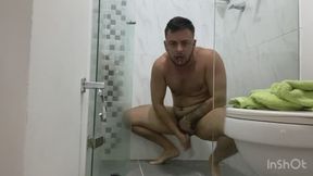 I really enjoy leaving my fluids everywhere, and putting dildos in my hungry pussy
