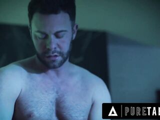 Shook Teen Caught BFF DPed By Hung Dudes