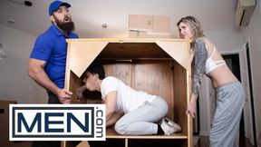 Nicki Hunter Catches Her Boyfriend Enzo Muller Sucking Off Chuck Hunter And Promptly Joins