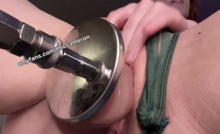 up close fuck machine orgasm.. it’s sooo creamy