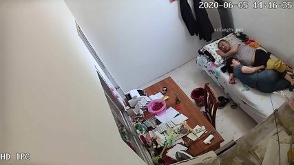 laobanfuqi xiawulaiyipao