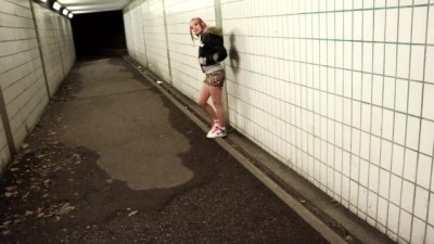 Fucking Young Chav Hooker in Public - porn tv