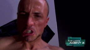malfrat tatoue se fait demonter en puissance les orifices par son garde du corps - agents x - scene 2
