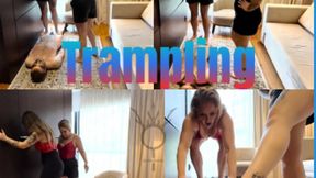 Trampling Duplo Empress Bella & Temptress Lua Barefoot - Trampling - Double Mistress - Foot Fetiche -
