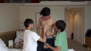 GayAsianNetwork: Model Takumi orgy scene