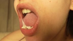 Stepsister Chews Gum and Blows Bubble Gum and Shows Her Big Tits While Playing with Her Gum and Big Tits