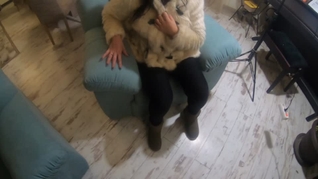 My secretary gave me a surprise for my birthday, she sucked my dick