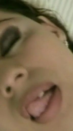 This Tranny Has a Great Ass to Be Penetrated Properly