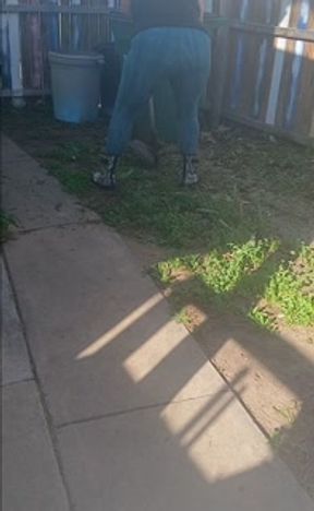 P1SSQUEEN had chores again.... Oops couldn't hold my Pee