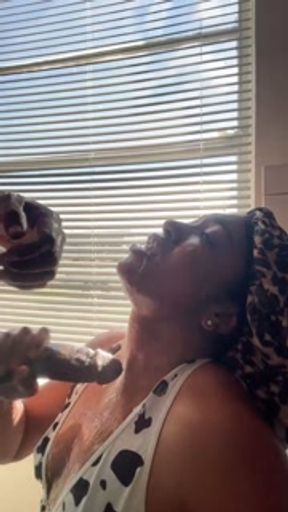 So horny come put my sloppy throat to  work  watch full screen