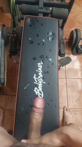 I love to ejaculate!! 🍼