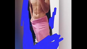 Novinho na sua primeira edit de toalha rosa ai meu deus que pau enorme