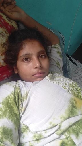 Muh Me Gira Diye or Mai Chat Gayi