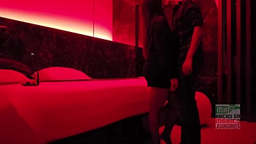 Amateur Mexicana Operada Con Lencería De Red En Motel
