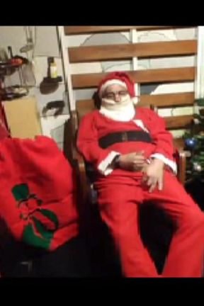 Mother Christmas Blowjob Father Christmas at Christmas 2025