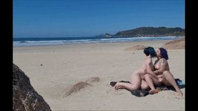 Outdoor fuck on the beach bbw threesome ménage - heaven Brazilian beach and bitches ready for fuckk