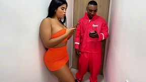 Her food delivery came late and she was already to hungry!