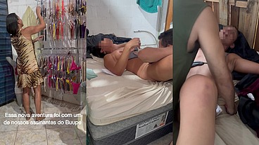Foi experimentar biquíni e deu pro dono da loja