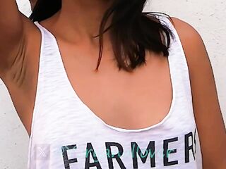 Te gusta mi Top Sideboob?