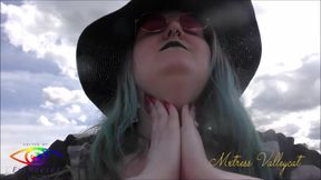 Watch silently as I apply sun cream