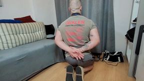 I ARRIVED FROM THE GYM SWEATING NOW SMELL MY ASS - BY THAY FLORES - CLIP 1 IN FULL HD