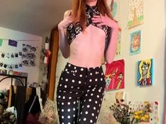 Amateur Blonde Teen Plays Solo with Toy Webcam Porn