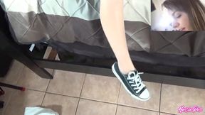 Spinner Kimmy Granger's Debut Scene Ends With A Facial