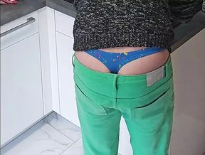 Tanga Blitzer in the kitchen