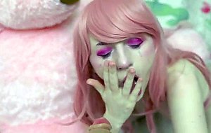 Pink hair deepthroat