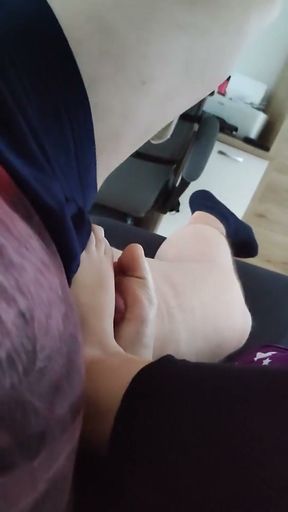 Amateur Footjob fuck feet atum time   Clip 1