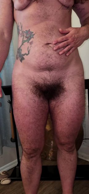 Hairy babe shows off her hairy ass, pussy, and armpits