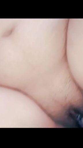 Saali ki chut chudai jija ne pel diya.   Clip 1