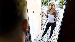 ”Exxxtra Small - A Studious Snatch Bang - Kiara Cole”